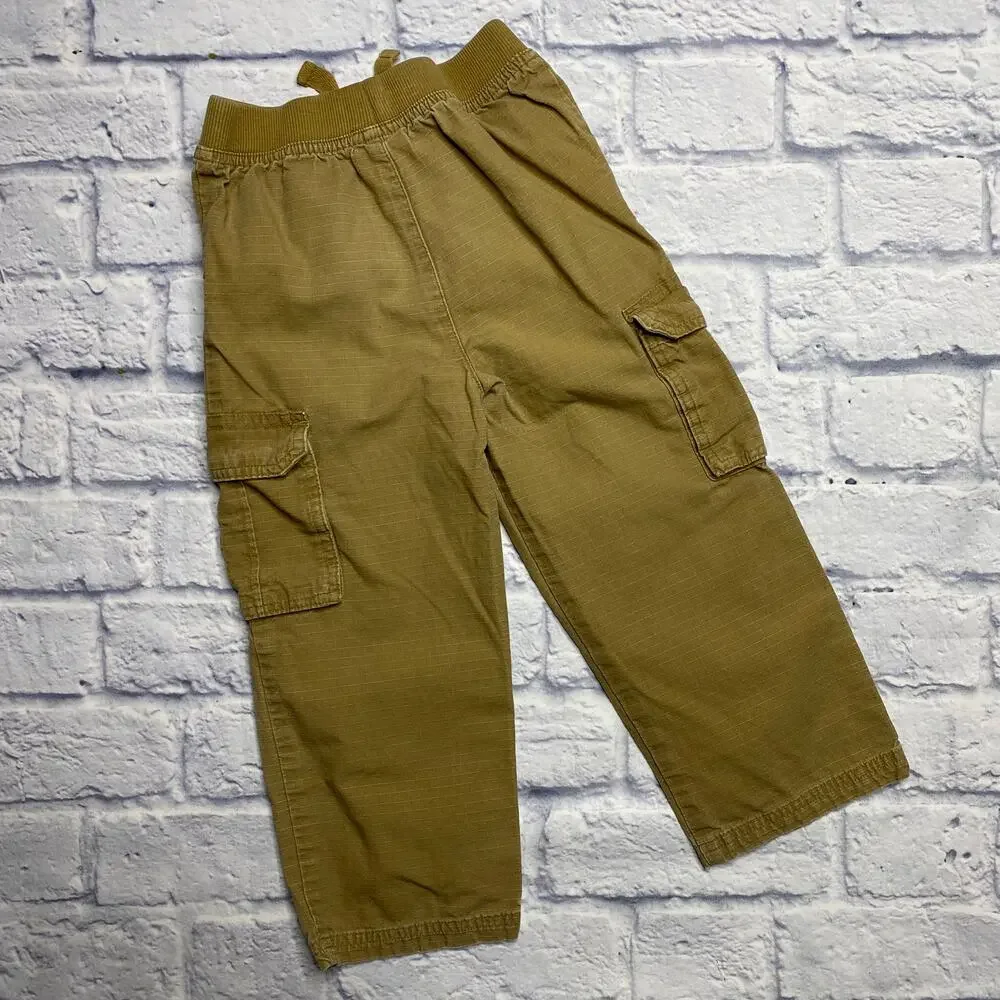 Bundle of 4/4T Gap and Garanimals Sweatpants/Cargo Pants